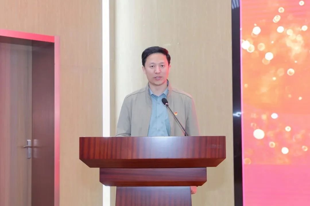 b51857dd6275996871fcf01f34bd80b6.jpg 116.jpg